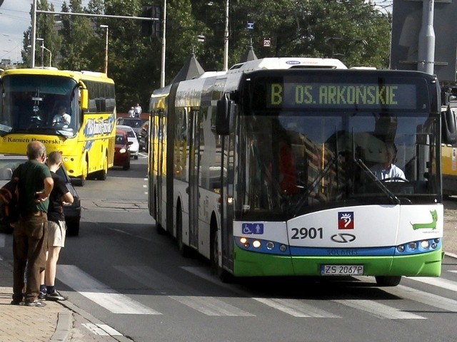 Pasażerowie muszą liczyć się z utrudnieniami.