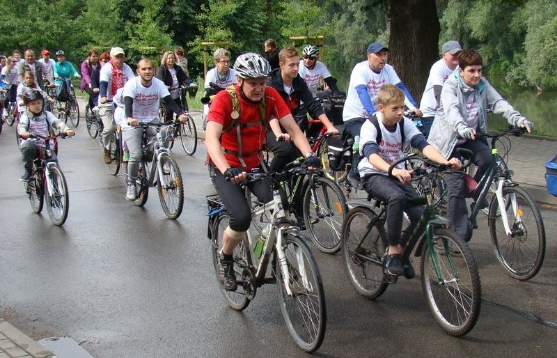 Oświęcim. Rodzinny Rajd Rowerowy po raz 20. Na starcie stanęło ponad 1000 rowerzystów [ZDJĘCIA]