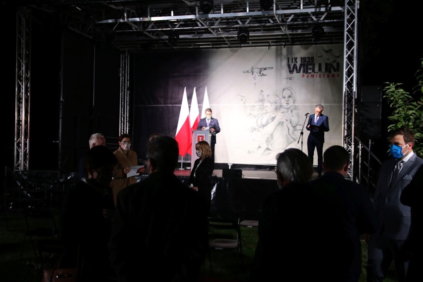 Obchody 81. rocznicy wybuchu II wojny światowej. Premier Mateusz Morawiecki w Wieluniu. 81 lat temu Niemcy zbombardowali miasto FOTO, WIDEO