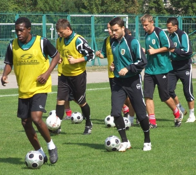 Piłkarze podczas wtorkowego treningu