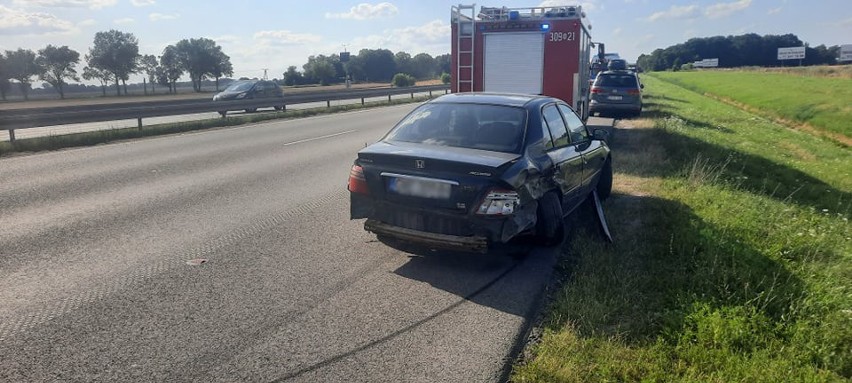 Wypadek na A4 przed bramkami poboru opłat w Karwianach