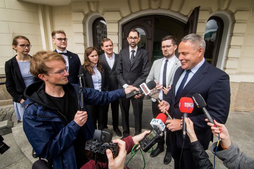 Prezydent Bydgoszczy Rafał Bruski przekazał klucze do bram...