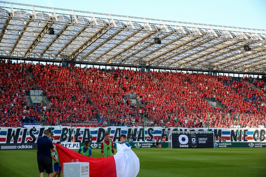 Niesamowita oprawa na meczu Wisła Kraków - Lech Poznań