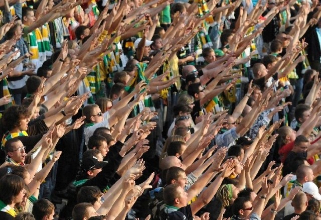 Mecze Stelmet Falubaz Zielona Góra - Uni Tarnów i Stelmet Falubaz Zielona Góra - PGE Marmą Rzeszów  rozpoczną się o godz. 17.30. 