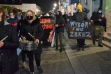 Drugi spacer po prawa kobiet przeszedł ulicami Oświęcimia 5 listopada [ZDJĘCIA]
