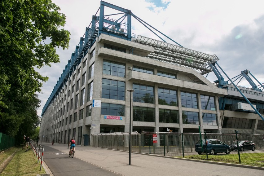 Kraków. Stadion Wisły to wielka samowolka. Urzędnicy nie widzą problemu 