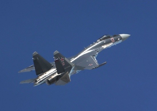 Su-35 to jeden z najnowocześniejszych rosyjskich myśliwców.
