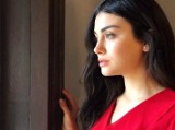 "Przysięga". Fani próbują namówić Özge Yağız, aby została w serialu. Reyhan zabraknie w nowych odcinkach?