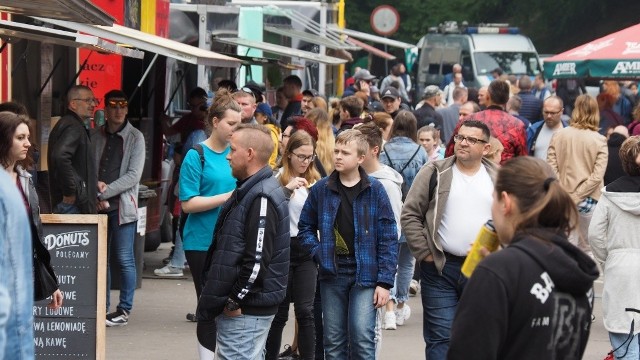 Zobaczcie nowe zdjęcia z Festiwalu Smaków Food Trucków, który odbywa się podczas tegorocznych Dni Koszalina.