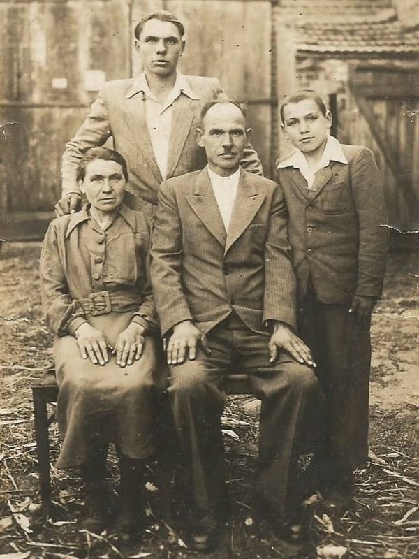 Pierwsze zdjęcie rodziny Woźnych na Pomorzu Zachodnim.