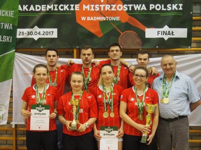 Laureaci Finałów Akademickich Mistrzostw Polski w Badmintonie w Krakowie.