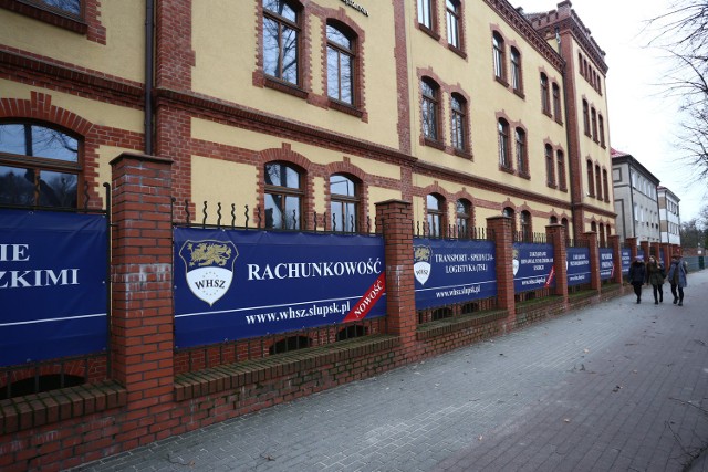 Wyższa Hanzeatycka Szkoła Zrządzania w Słupsku.