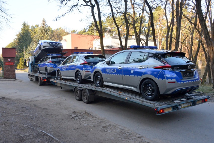 Nowe radiowozy na Mikołaja dla świętokrzyskich policjantów? (WIDEO, zdjęcia)