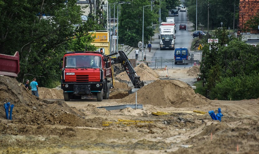 Drogowcy wkraczają na ulicę Chemiczną. Będzie nowy asfaltowy dywanik