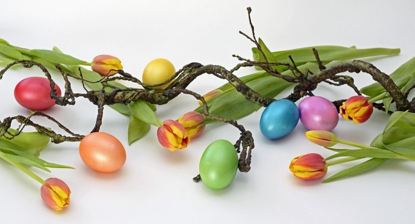 Wielkanocne dekoracje – 35 dekoracji z kwiatów