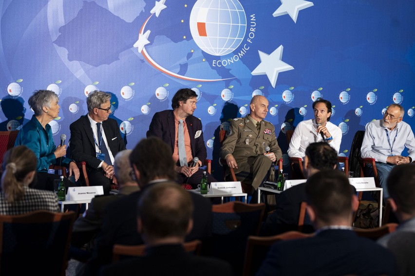 Wojna w Europie i globalne zmiany. Czy NATO jest w stanie zapewnić nam bezpieczeństwo?