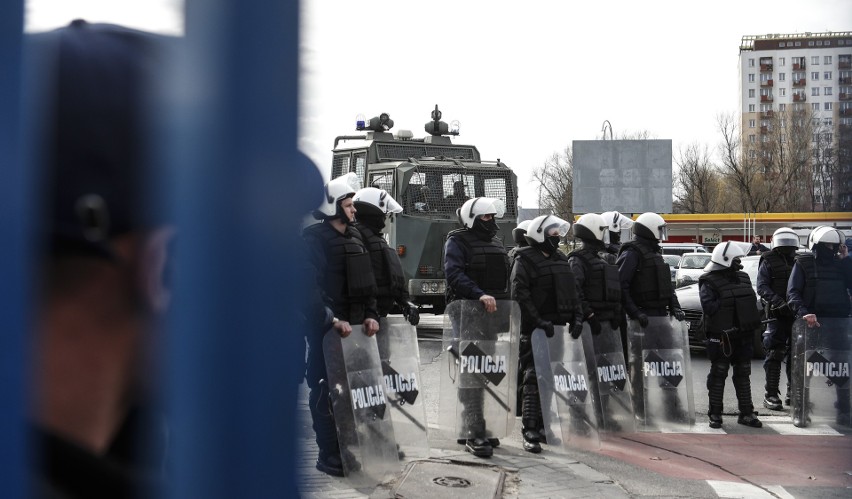 W sobotnim meczu 2 ligi Apklan Resovia Rzeszów zremisowała z...