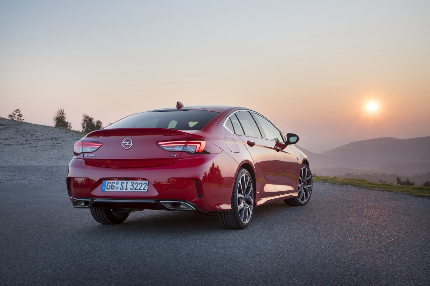 Opel Insignia GSI...