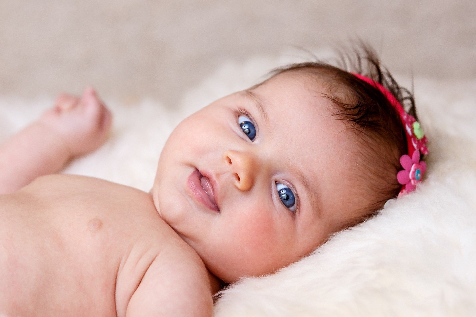 Jak widzi noworodek i jak rozwija się wzrok noworodka? | Strona Zdrowia