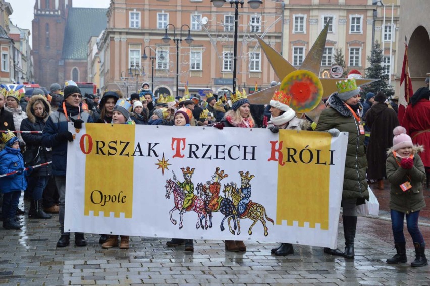 Orszak Trzech Króli 2020 Opole. Zobacz przemarsz przez miasto [WIDEO I ZDJĘCIA]