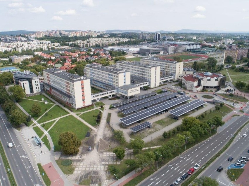 W środę uroczysta Inauguracja Roku Akademickiego 2021/2022 na Politechnice Świętokrzyskiej