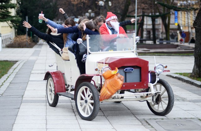 Czym się przemieszczaliśmy na deptaku? Oj, różnie to bywało. Zobaczcie sami!