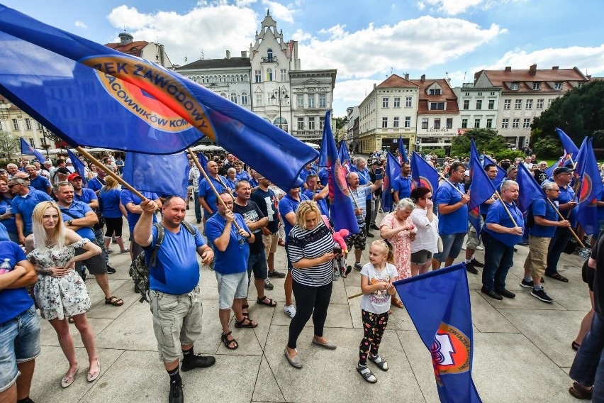 Głównym postulatem pracowników MZK jest 1000 zł brutto...