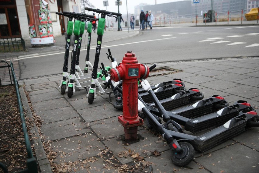 Coraz popularniejsze stają się huby mobilności...