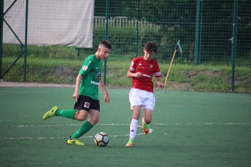 Centralna Liga Juniorów. Górnik Łęczna - AP TOP 54 Biała Podlaska 0:0. Zobacz wideo i zdjęcia