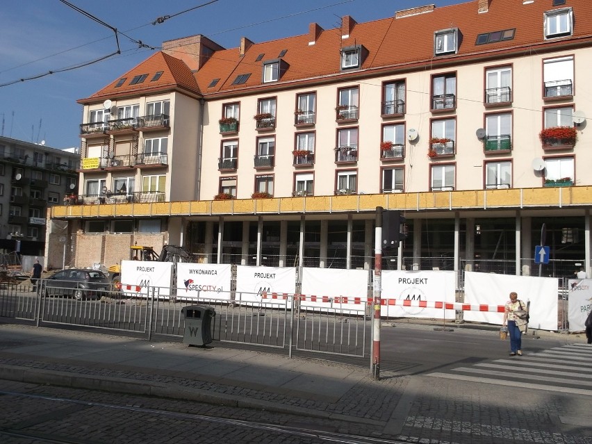 Wrocław: Remontują dawny bar Barbara. Będzie tu centrum ESK (ZDJĘCIA)