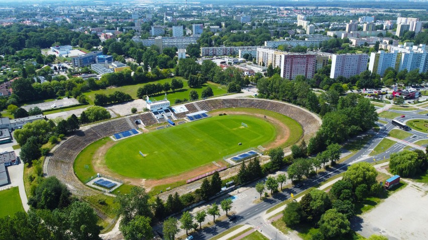 Stadion Gwardii w Koszalinie to stadion główny i trzy boiska...