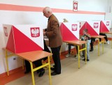 Mieszkańcy Kościerzyny głosują w wyborach samorządowych 2024. Zobacz zdjęcia