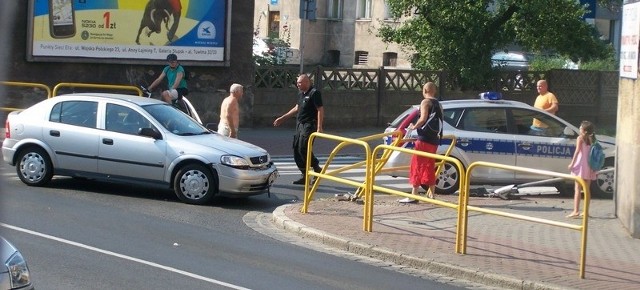 Zderzenie na skrzyżowaniu ulic Wolności i Niemcewicza w Słupsku.