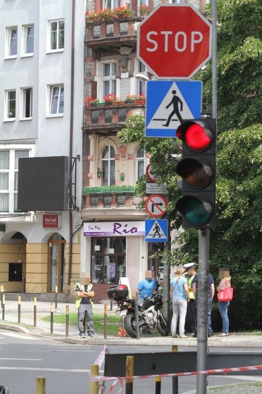 Wypadek na Trzebnickiej. Volkswagen zderzył się z...