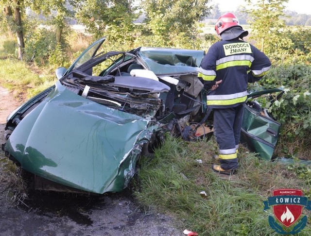 W oplu prawdopodobnie pękła opona.