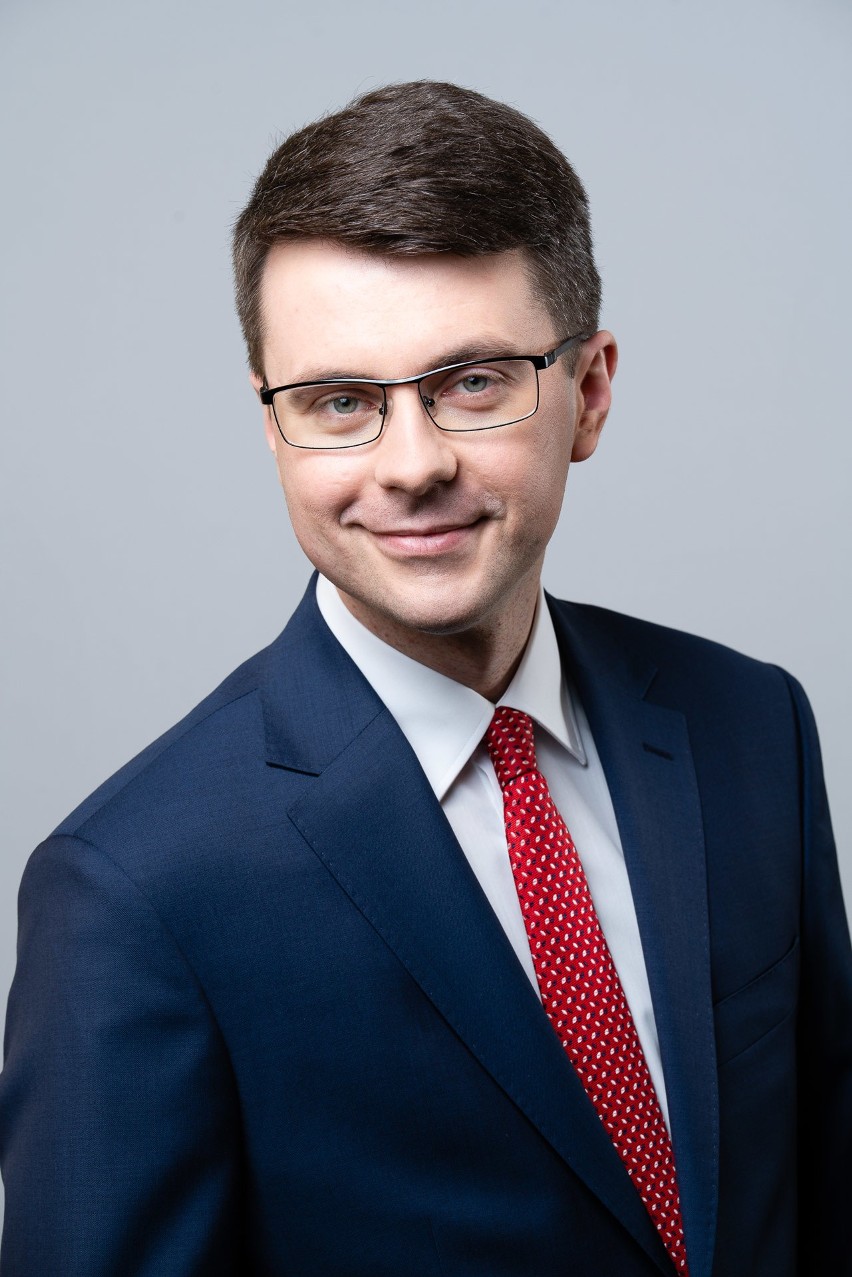 Rzecznik rządu Piotr Müller numerem 3 gdyńsko-słupskiej listy PiS