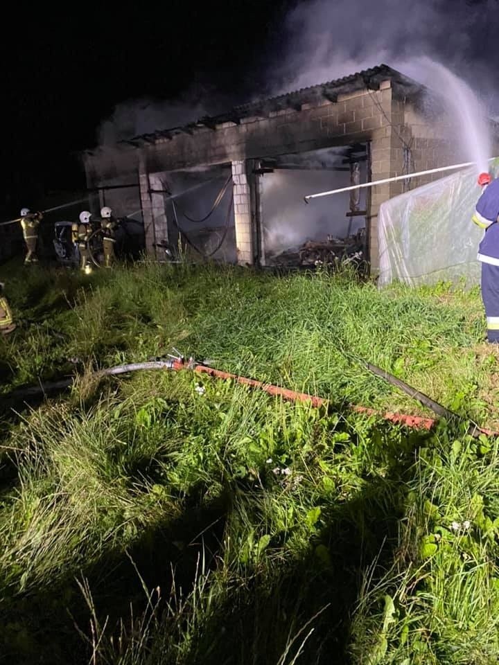 W pożarze garażu w Glinicach w gminie Przytyk zginął...
