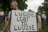 #JestemLGBT: W akcji na Twitterze Polacy udowadniają, że nie wstydzą się swojej orientacji