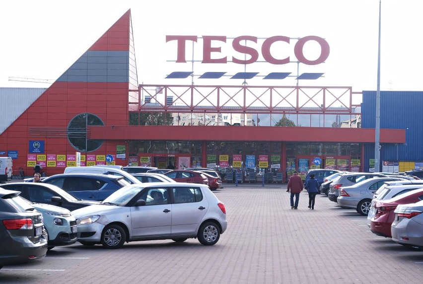 Polski oddziału Tesco kupiła spółka Salling Group,...