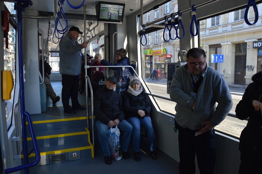 Nowe tramwaje modertrans moderus beta we Wrocławiu