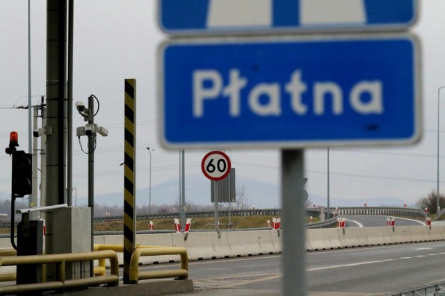 Obecnie w Polsce jest 4886,9 km dróg szybkiego ruchu, w tym 1799,7 km autostrad oraz 3089,2 km dróg ekspresowych.