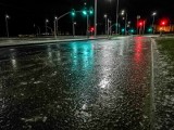 Uwaga! Zdradliwe warunki do jazdy na Podkarpaciu: śnieg przykrywa śliskie nawierzchnie dróg