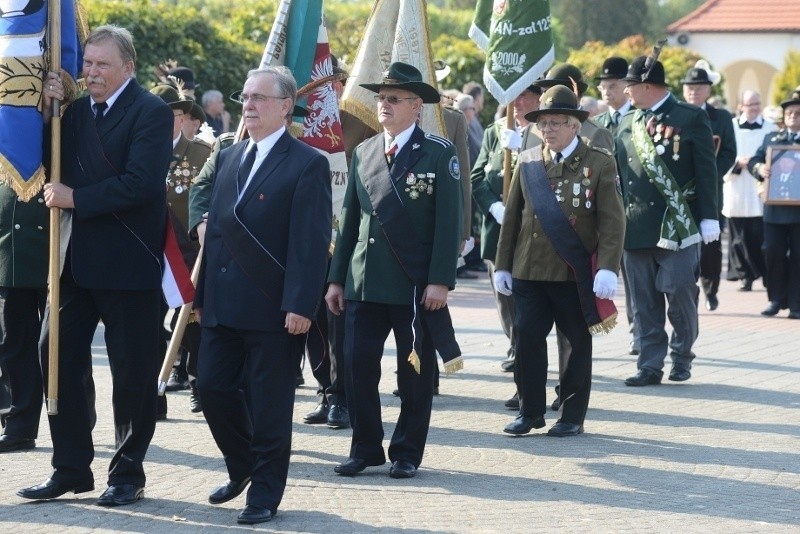 Poznań: Pogrzeb sędziego Andrzeja Gładysza