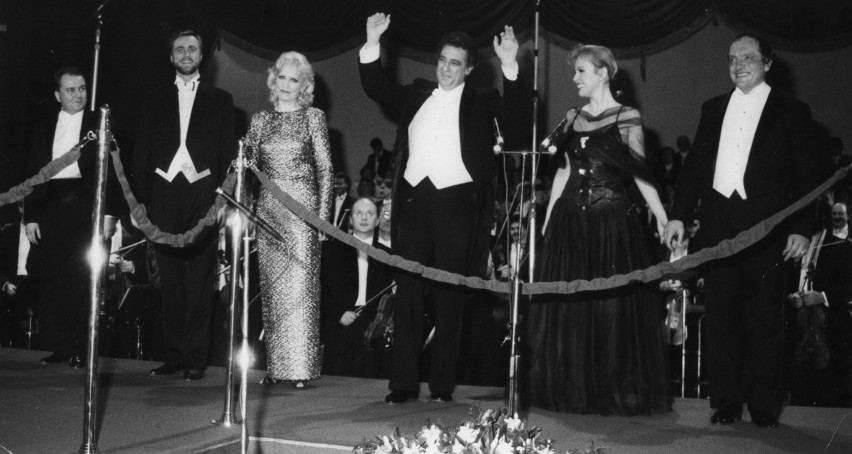Światowej sławy tenor Placido Domingo w Zabrzu w 1992 roku....