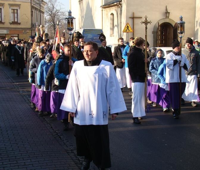 Pogrzeb wieloletniego proboszcza parafii Wniebowzięcia Najświętszej Maryi Panny w Oświęcimiu