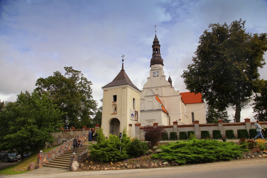 Sanktuarium Matki Bożej Królowej Krajny w Byszewie od lat...