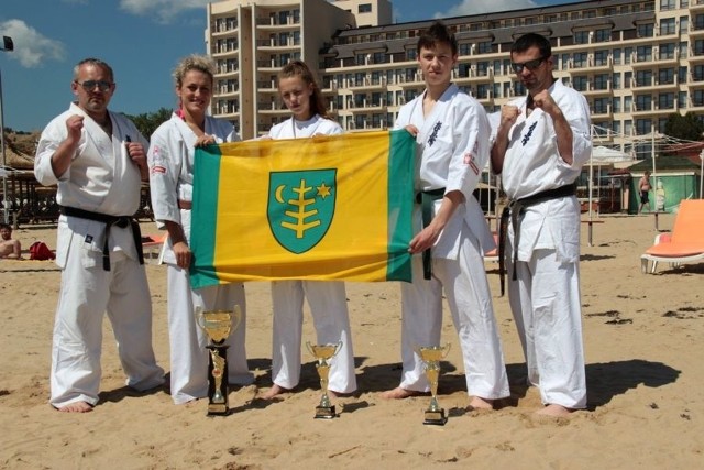 Reprezentacja Ostrowskiego Klubu Karate Kyokushinkai w Warnie.