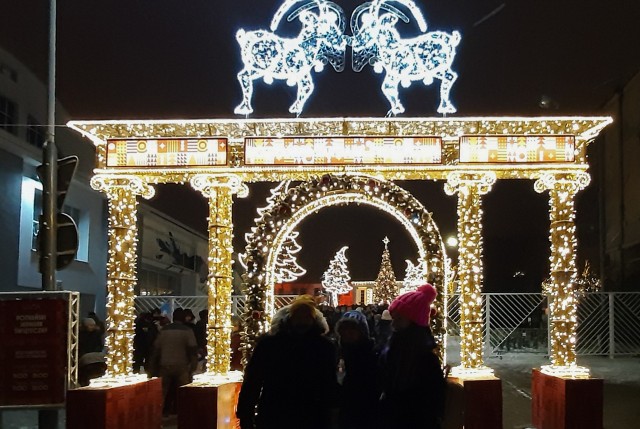 Uroczysta ceremonia otwarcia Poznańskiego Jarmarku Świątecznego na terenie MTP za nami.Kolejne zdjęcie --->