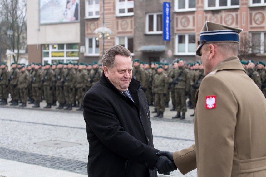 Przysięga żołnierzy Wojsk Obrony Terytorialnej w Białymstoku
