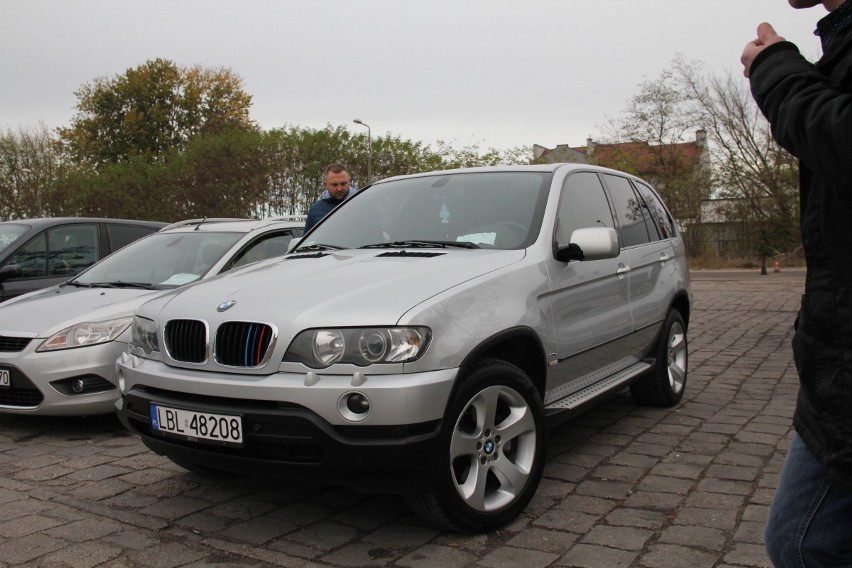 BMW X5 3.0 D, 2002 r., 23 900 zł;